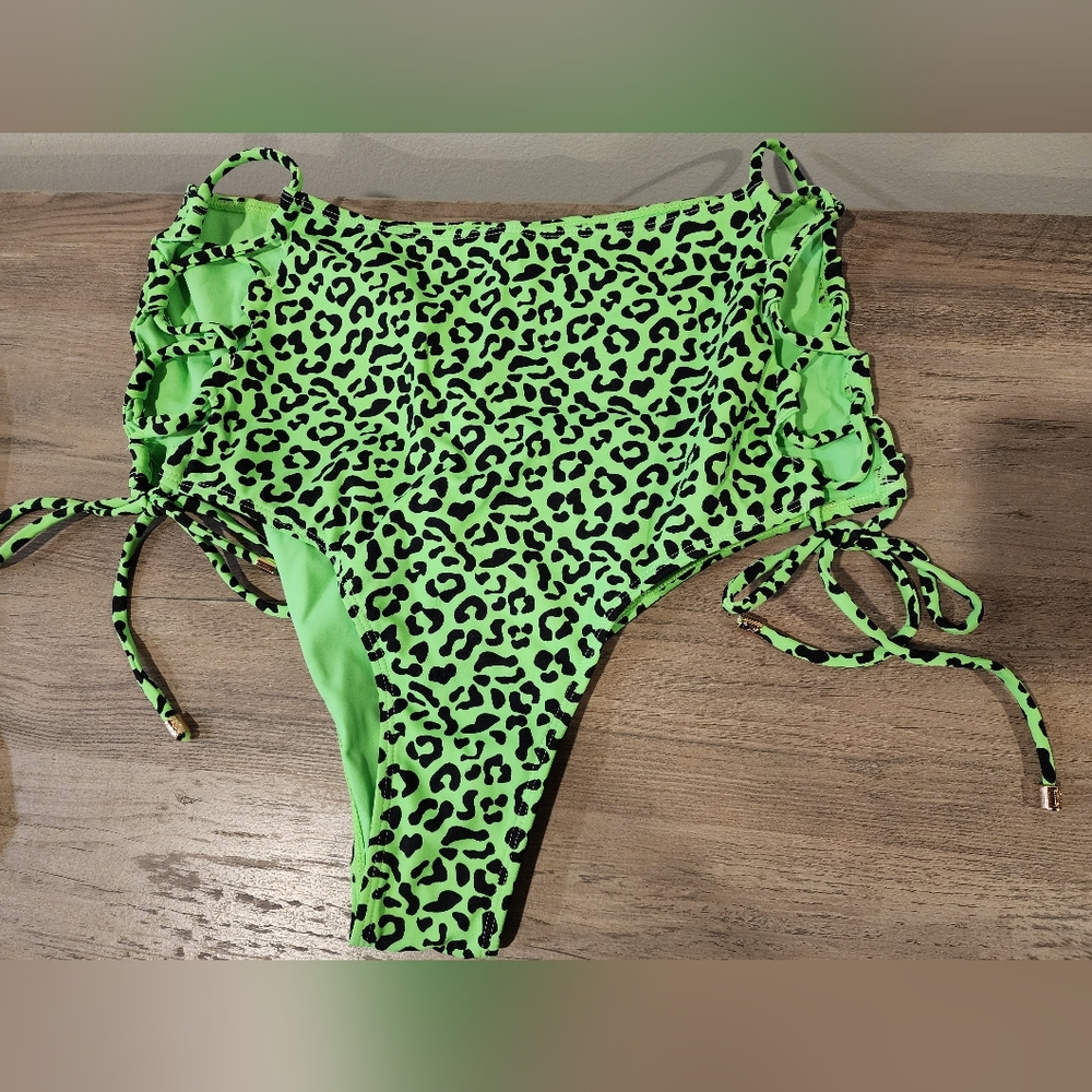 Buffbunny bikini bottoms